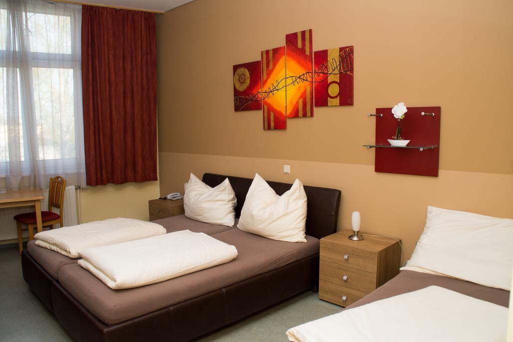 Welog Rast Ilz Motel Ngoại thất bức ảnh